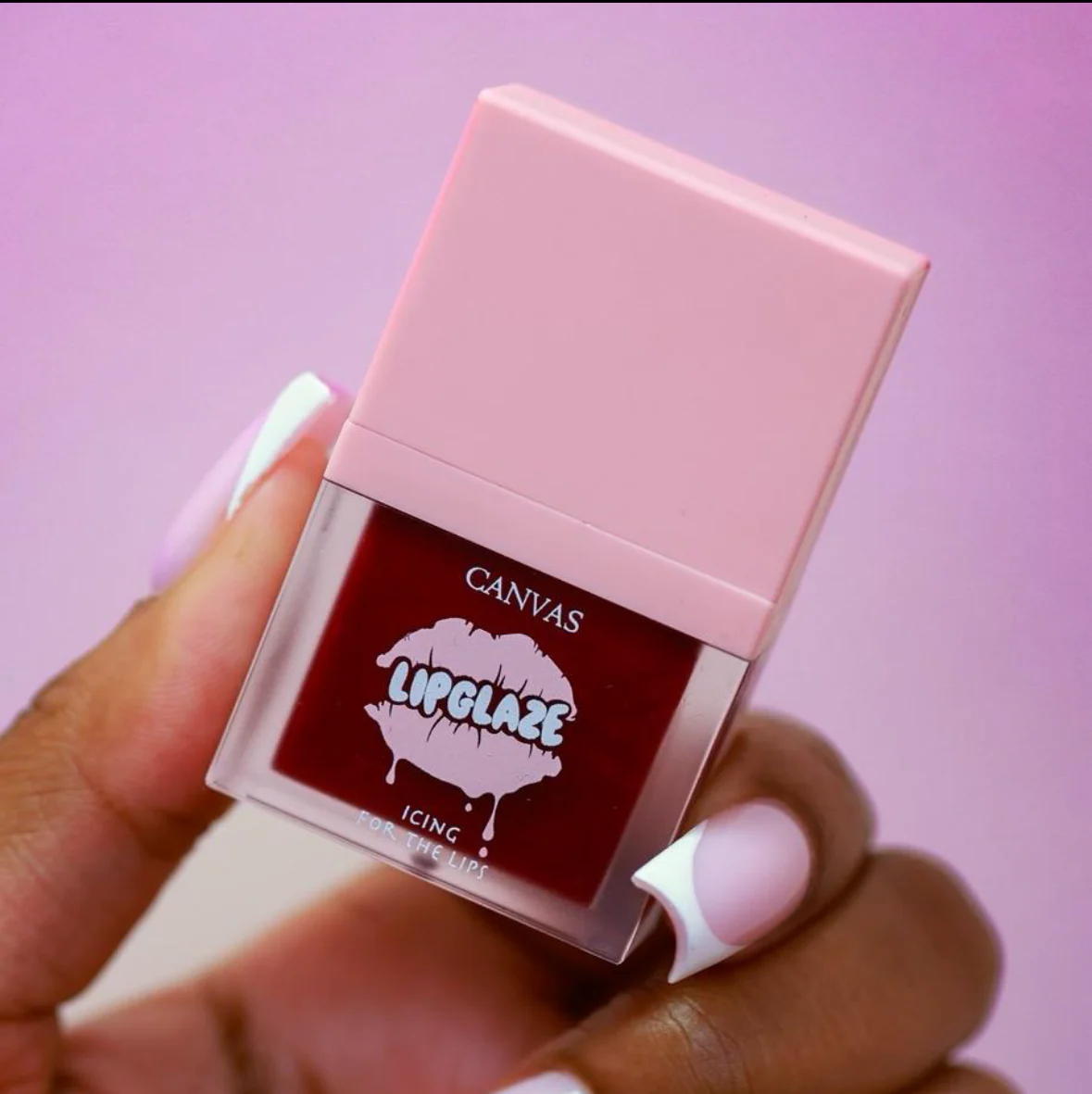 LIP GLAZE: VERY BERRY