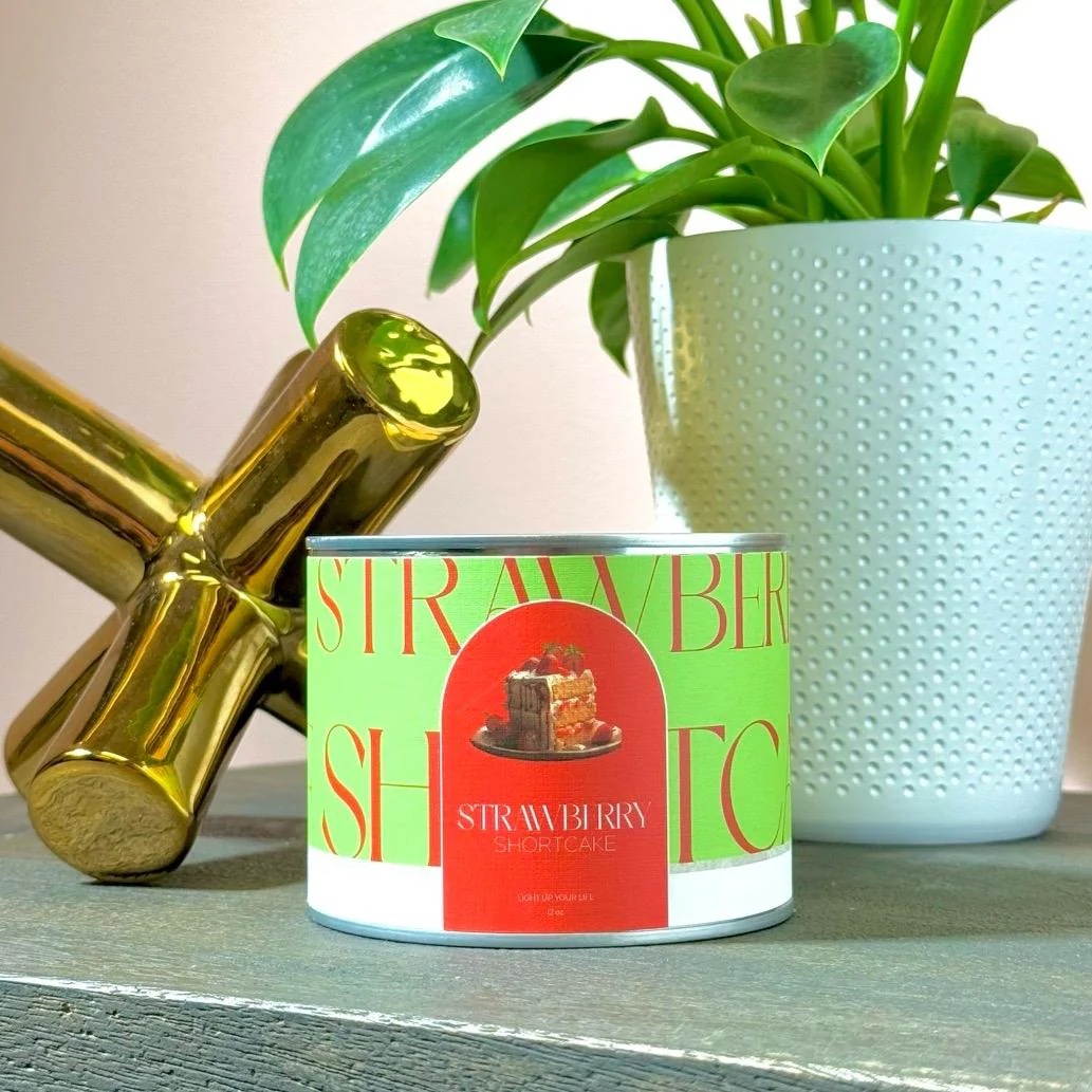 (NEW) CANDLE: STRAWBERRY SHORTCAKE - Image 2